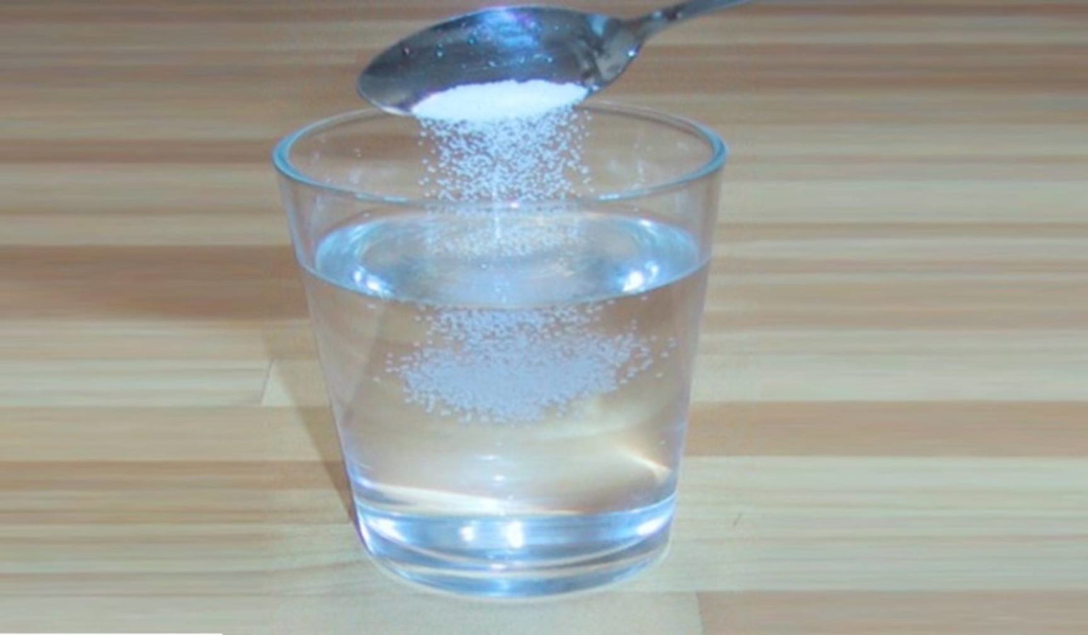 Растворение сахара в воде
