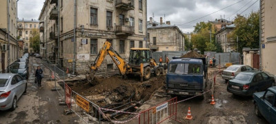 Тесная городская площадка: почему экскаватор-погрузчик выгоднее двух отдельных машин