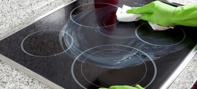 Чем и как правильно очистить стеклокерамическую плиту от грязи