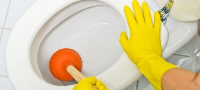 Как прочистить унитаз в домашних условиях