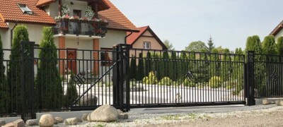 Особенности откатных решетчатых ворот в современном строительстве