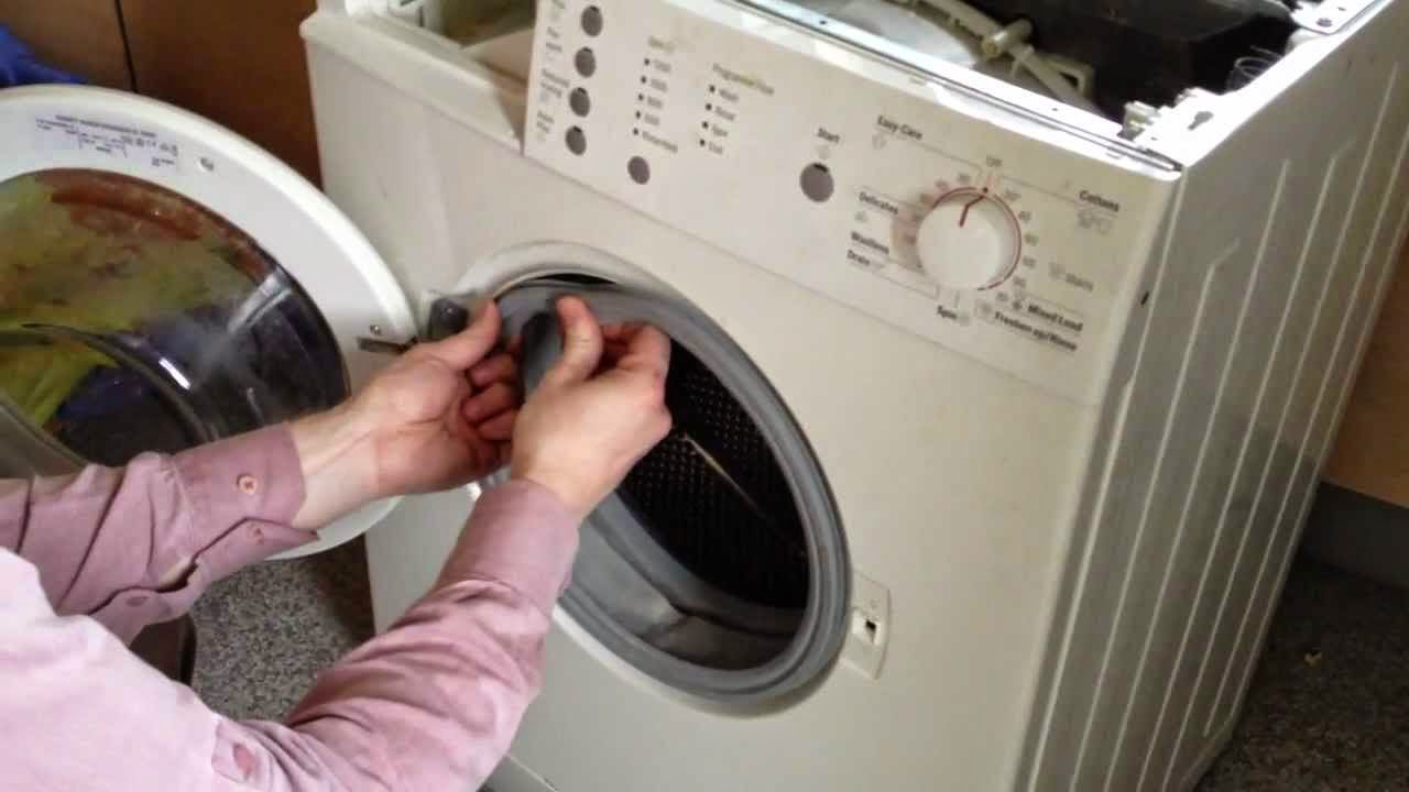 разобранная стиральная машина