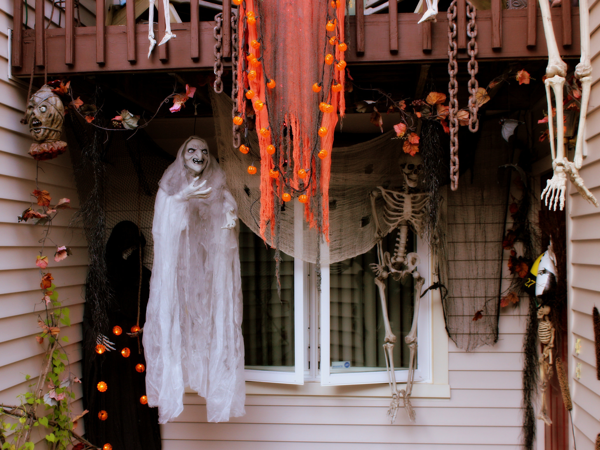 декор дома на хэллоуин