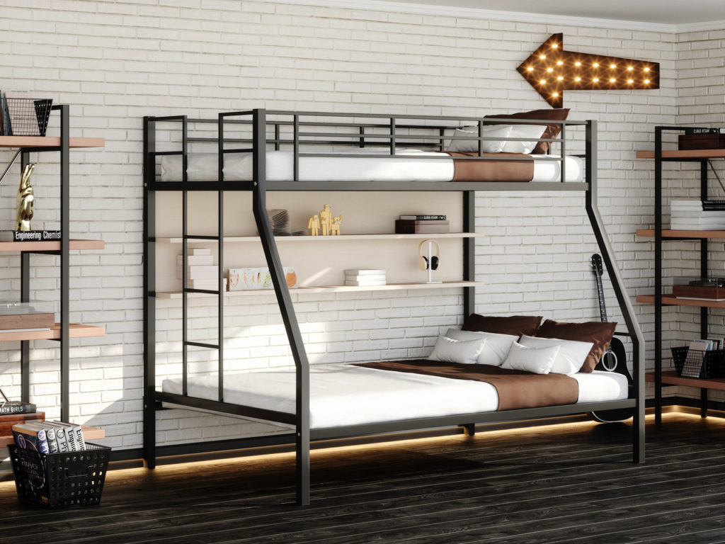 Кровать двухъярусная деревянная или металлическая