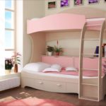розовая кровать для девочки