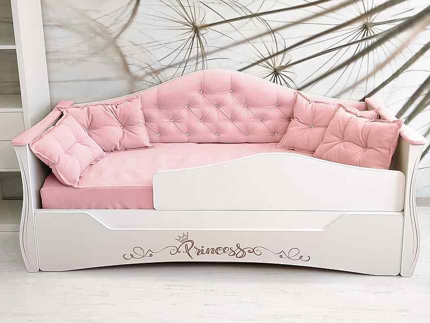 кровать-диван для девочек