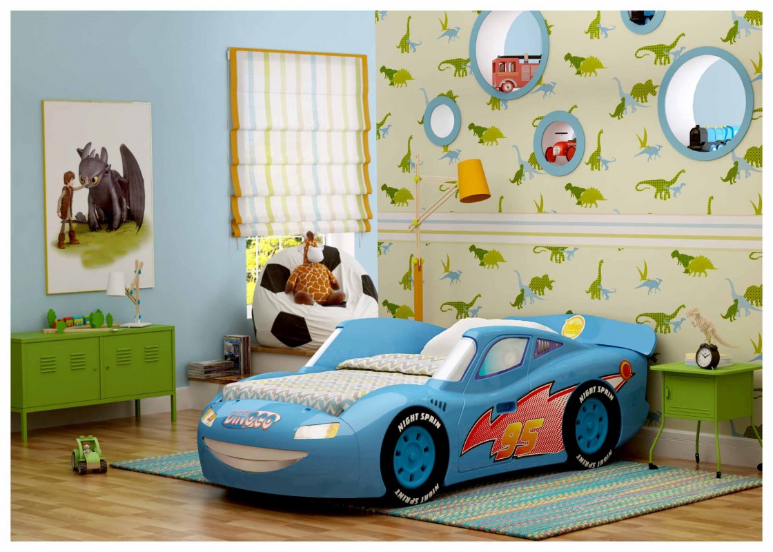 кровать для мальчика в виде машинки
