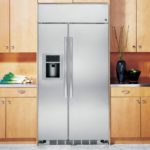 шкаф для холодильника большой