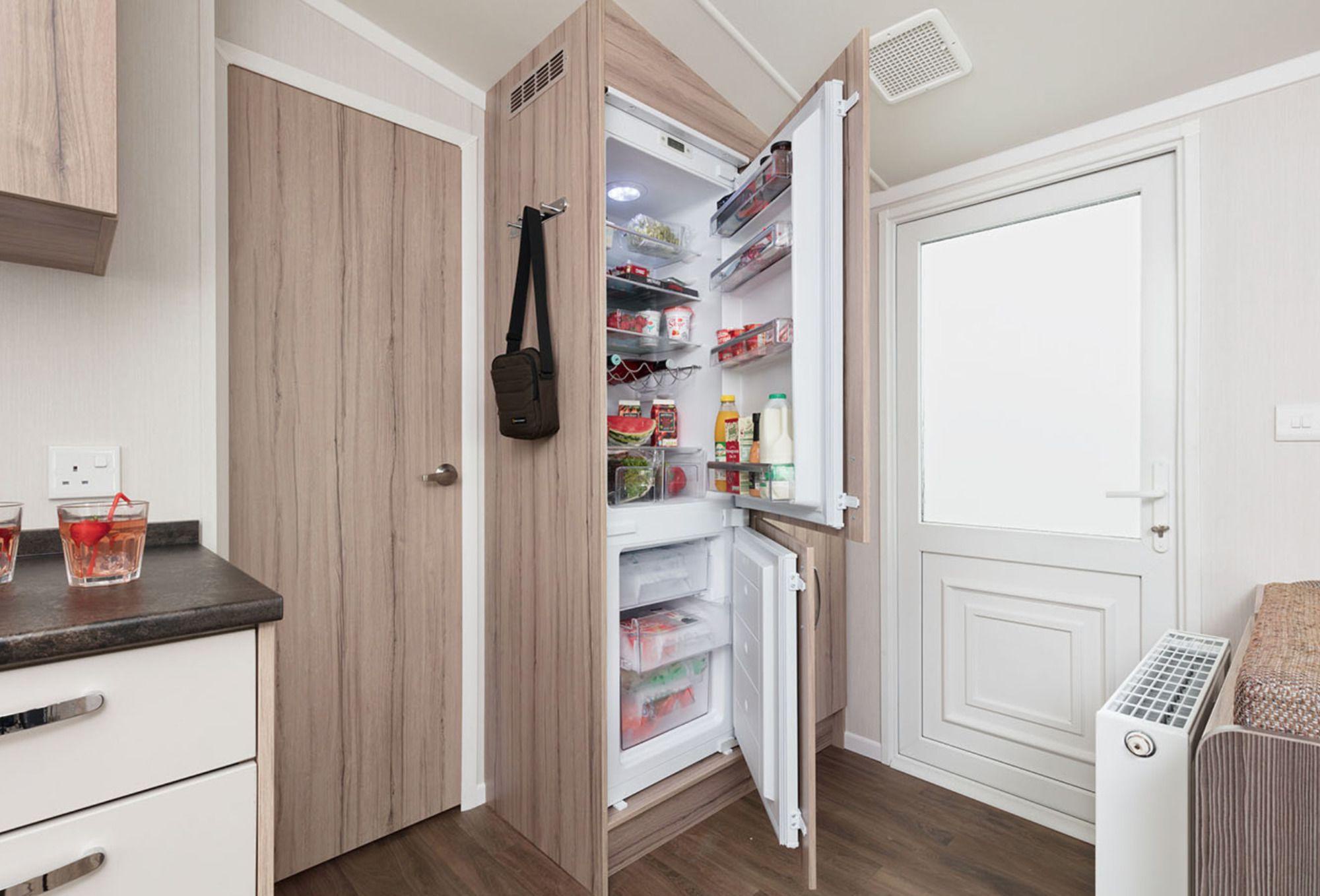 шкаф для встраиваемого холодильника своими руками