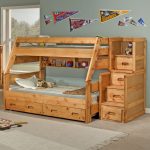 детская двухъярусная кровать деревянная