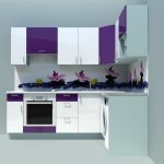 фиолетовый кухонный гарнитур на голубом фоне