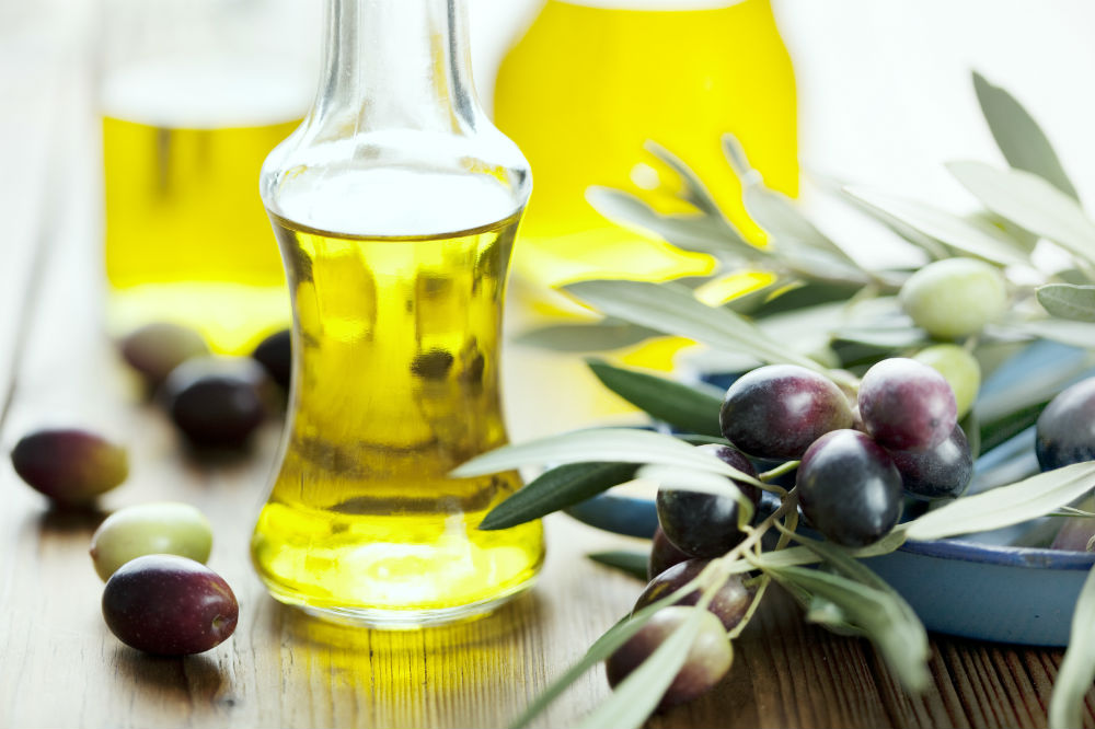 губная помада с оливковым маслом