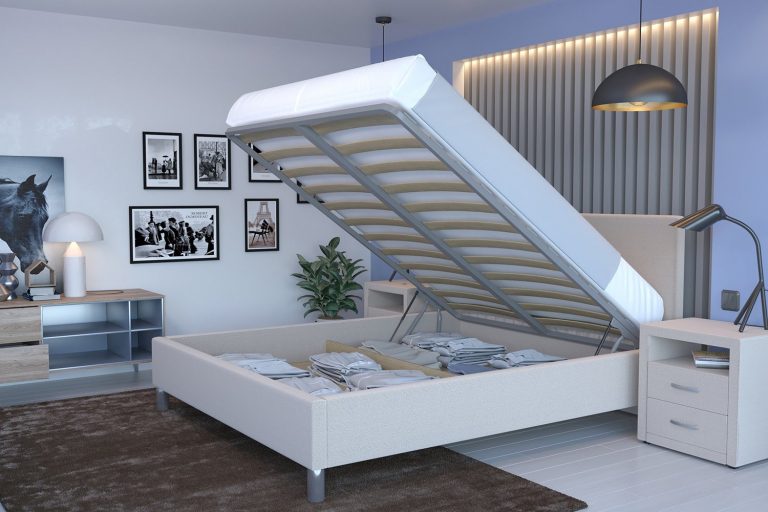Кровать с вертикальным подъемным механизмом к стене