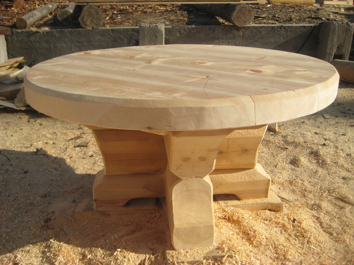 круглый стол своими руками из дерева на 1 ноге