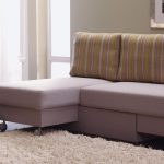 угловой диван маленький