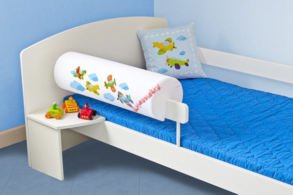 Мягкий ограничитель для детской кровати