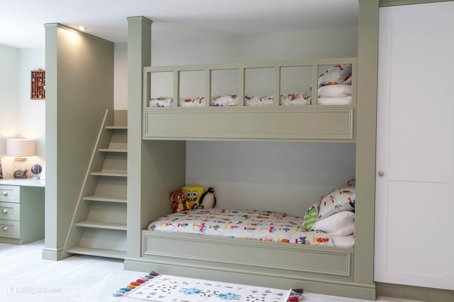 Спальня в детскую комнату с двухъярусной кроватью