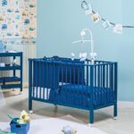 детская кровать синяя