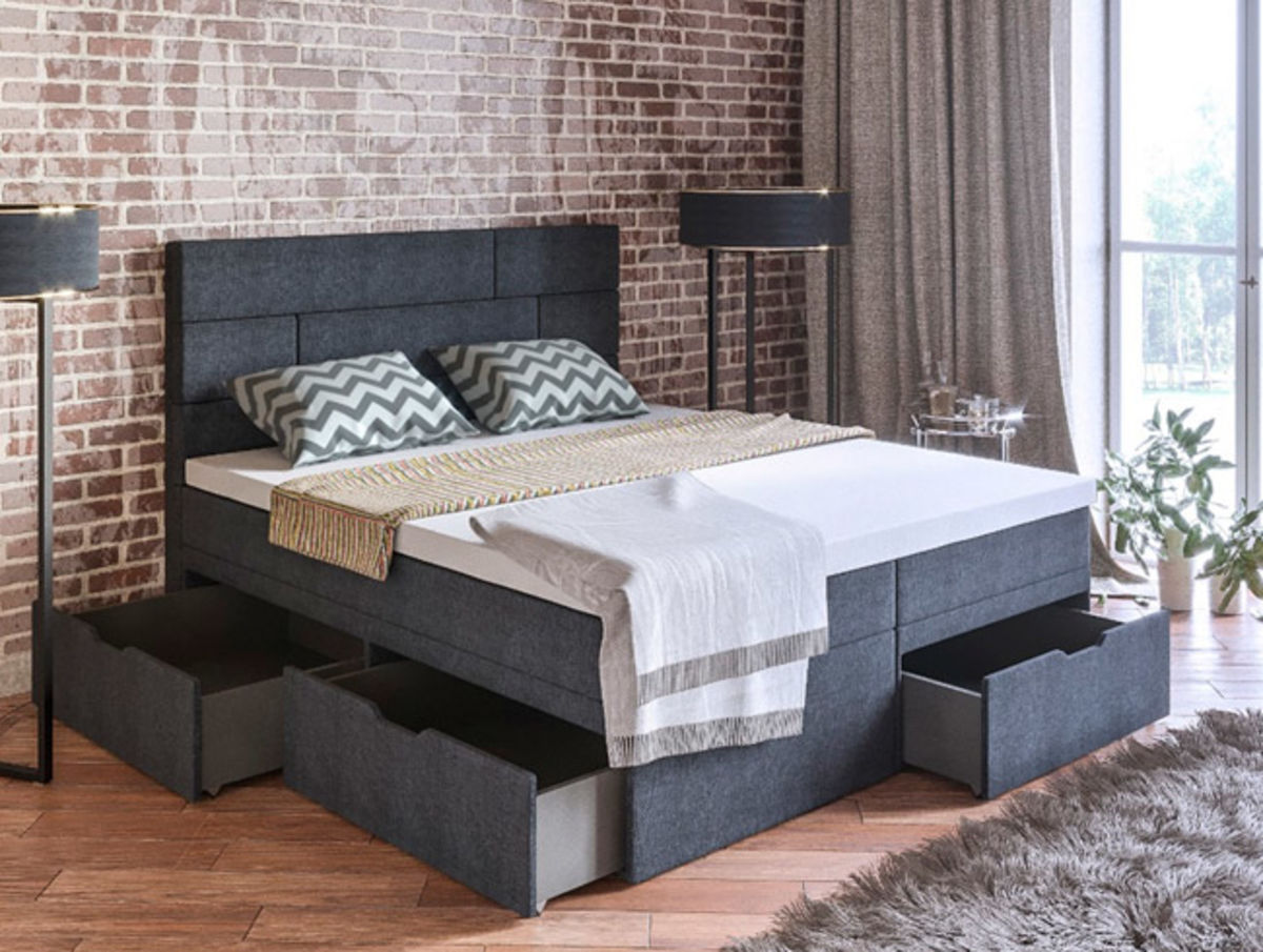 Кровать со встроенными ящиками 