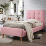 односпальная кровать розовая