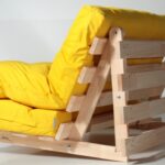 кресло желтое
