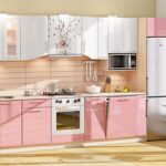 кухонный гарнитур розовый
