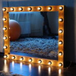 зеркало с подсветкой виды декора