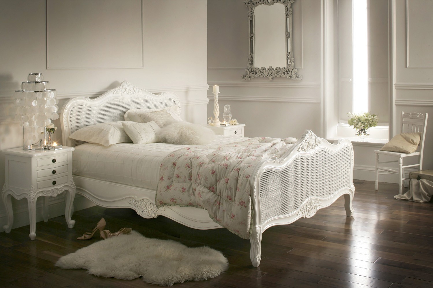 белая мебель в спальне разных стилей