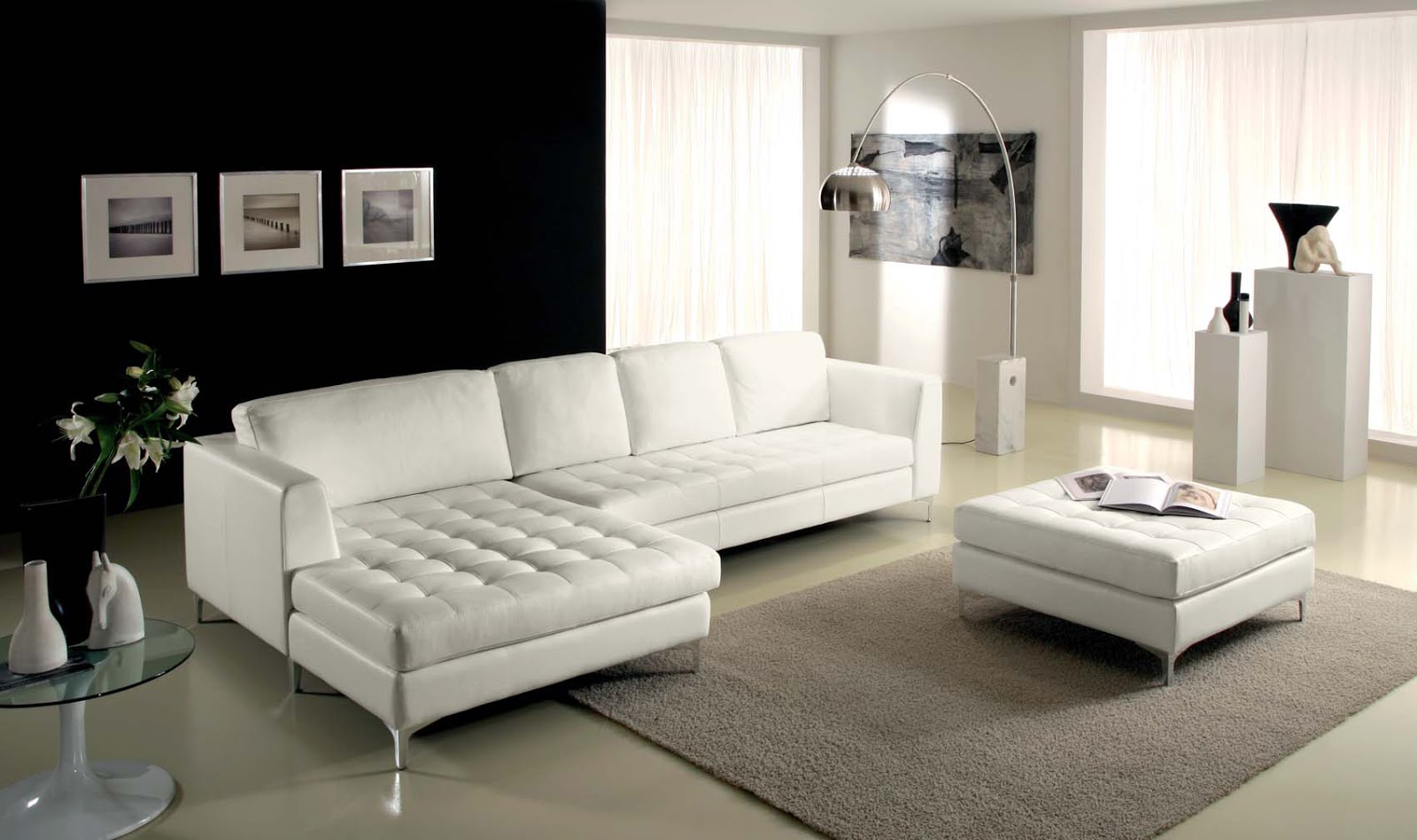 Белый диван в гостиную