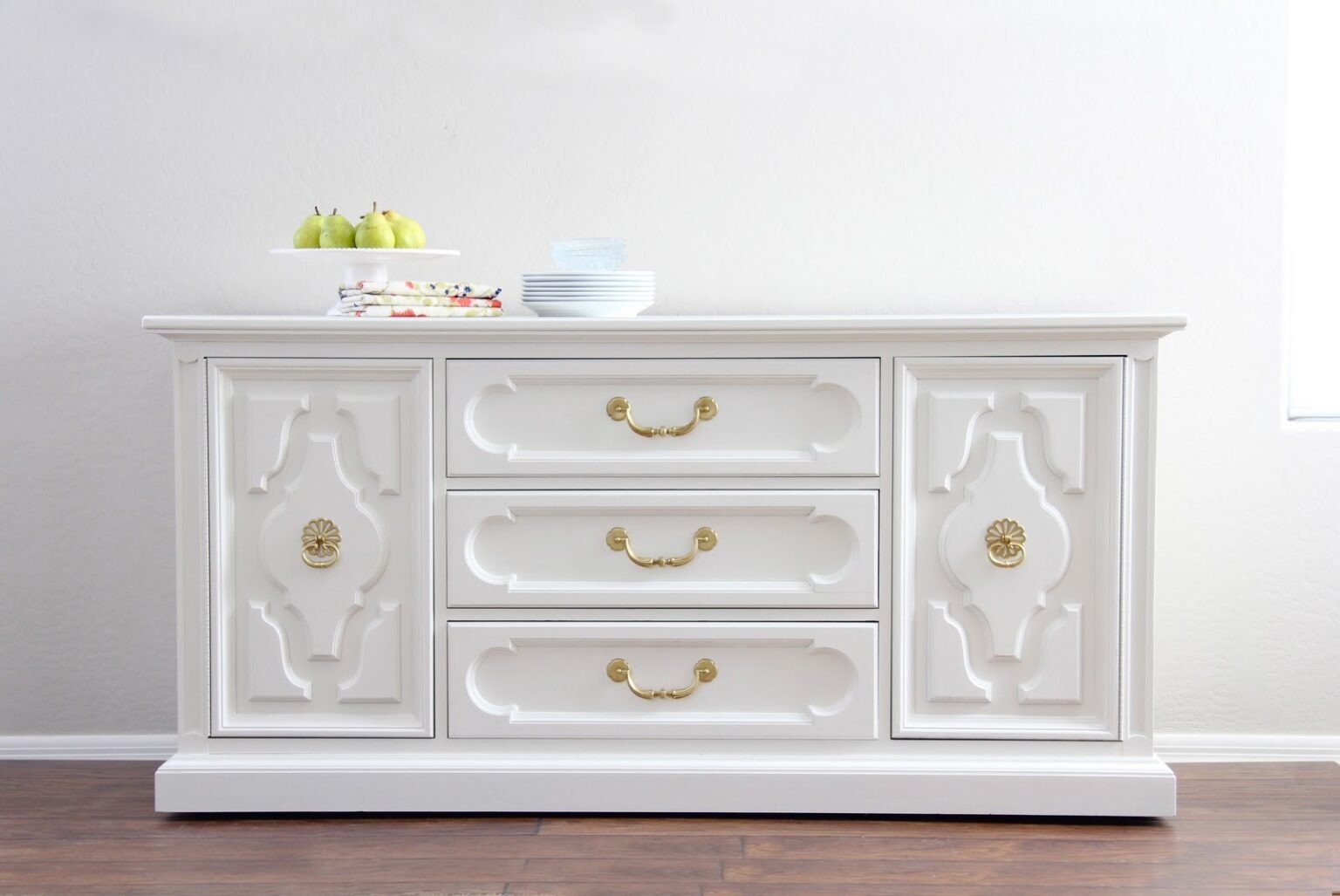 Покраска мебели из дсп в домашних условиях в белый цвет