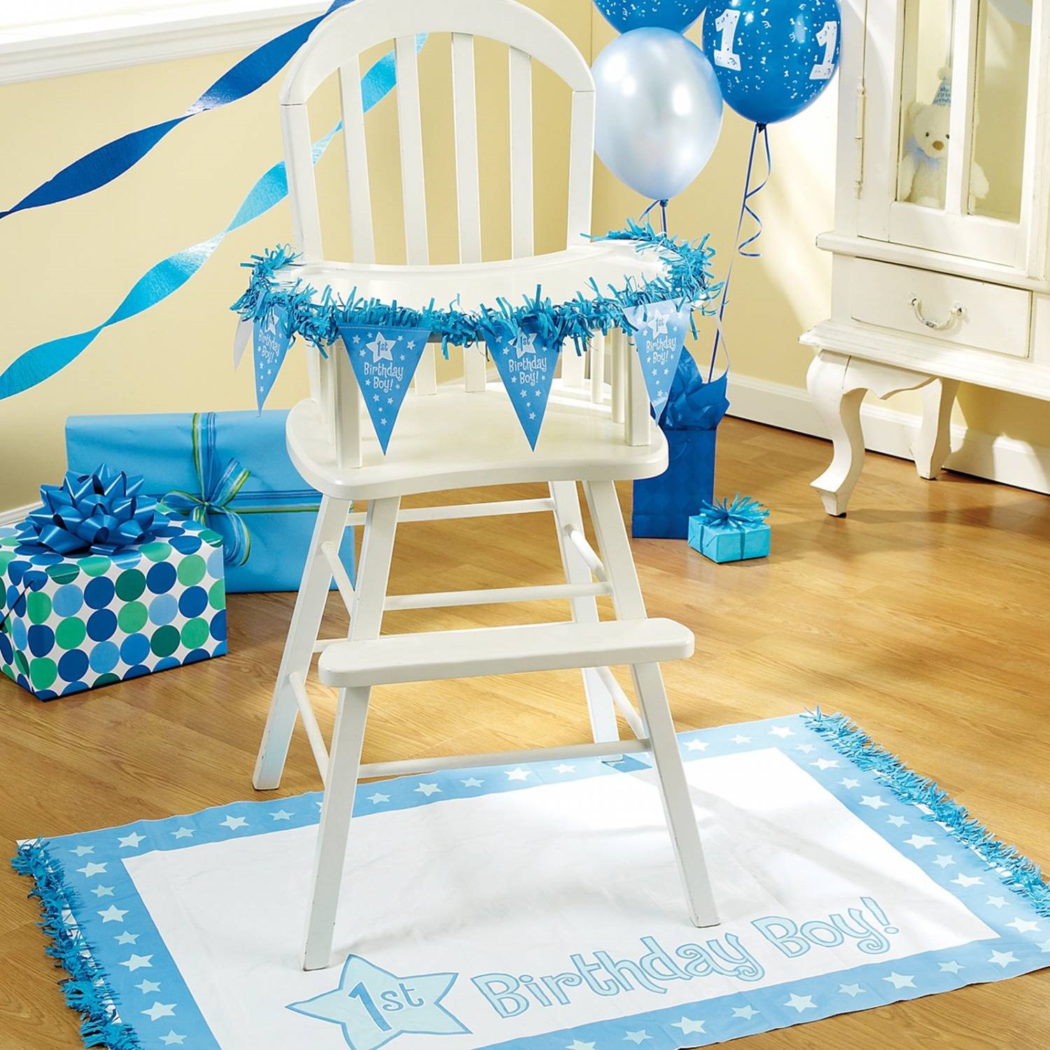 стол для мальчиков на день рождения