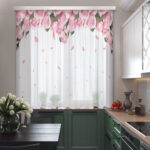 шторы на кухню с розами