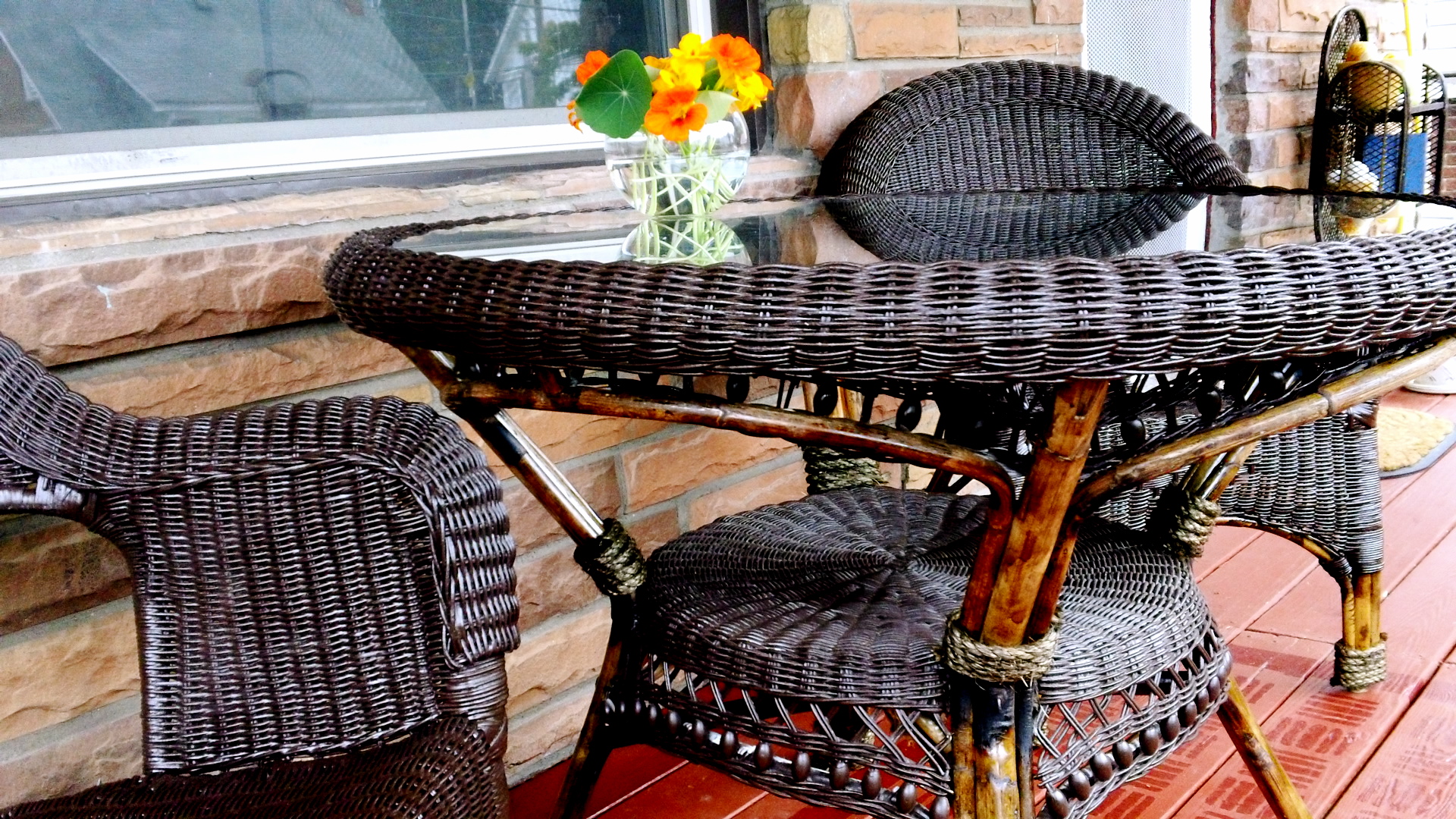 Плетеная уличная мебель из ротанга