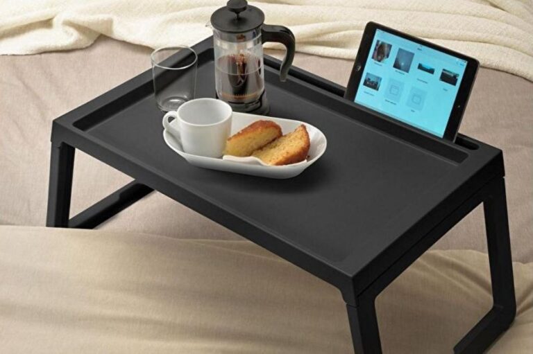 Столик для ноутбука и завтрака в постель