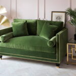 зеленый диван в интерьере декор идеи