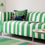 зеленый диван в интерьере оформление фото