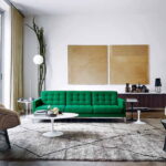 зеленый диван в интерьере обзор идеи