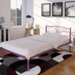 кованая кровать фиолетовая