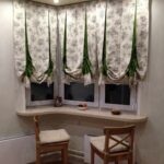 английские шторы с зелеными вставками