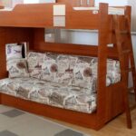 красивая двухъярусная кровать с диваном