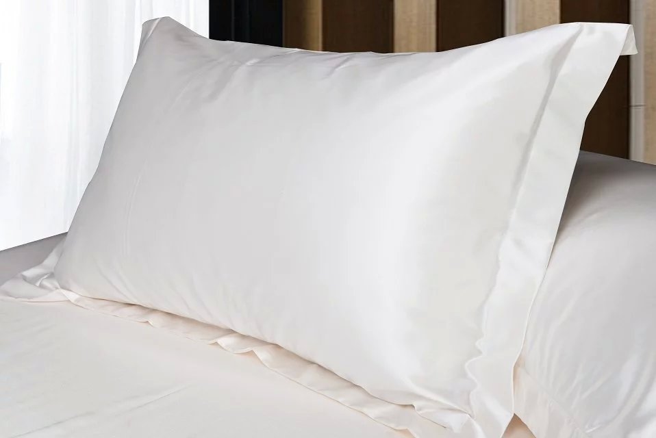 размеры подушек для спальни