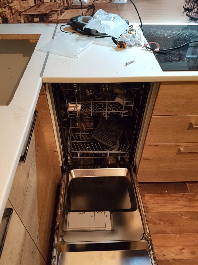 Шкаф для встраиваемой посудомоечной машины