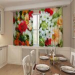 шторы на кухню с цветами