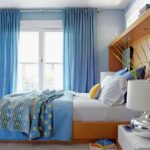 шторы голубые на голубом в спальне