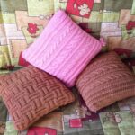подушка на спицах розовая с ксами