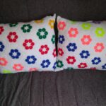 подушка на спицах с цветами