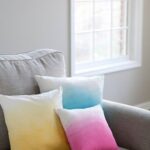 декоративная подушка цветная