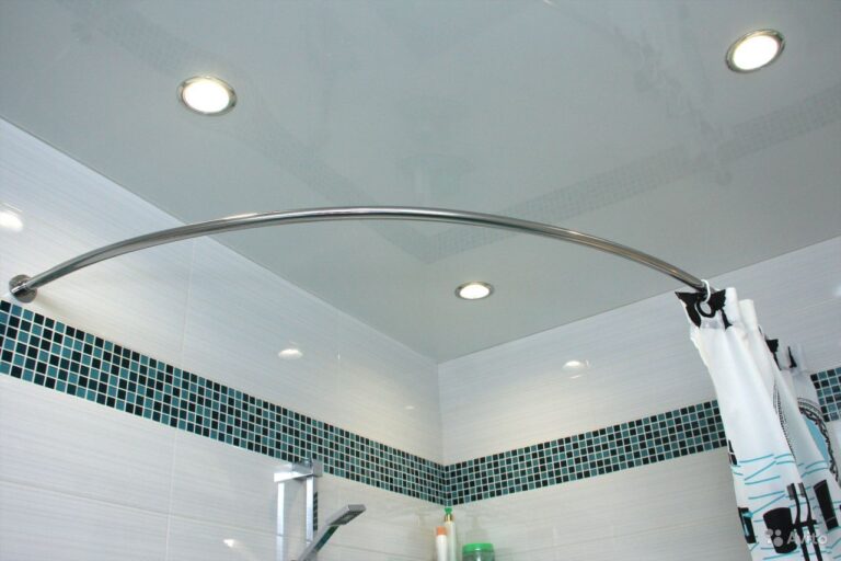 Штанга для шторы в ванную: угловая, полукруглая, телескопическая .