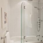 штора для ванной комнаты из стекла идеи виды