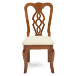 стул деревянный с гнутыми ножками